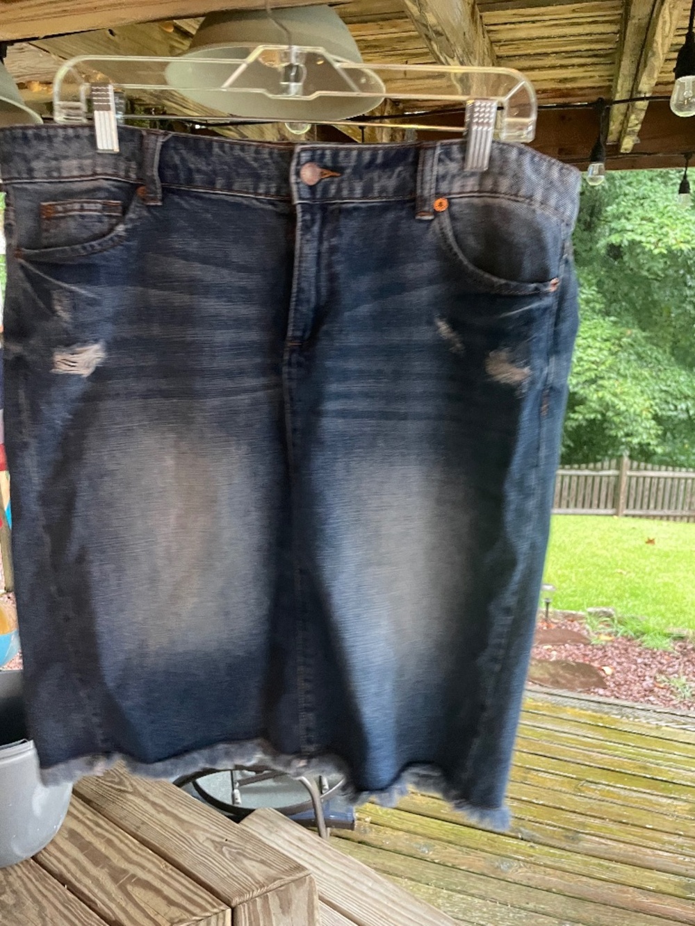 Cute distressed denim  mediums wash.
